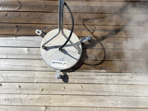 Rensning af træterrasse