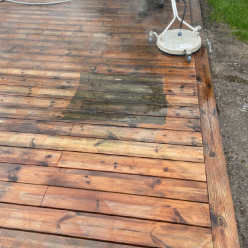 Terrasserens og algebehandling af terrasse udført med højtryksrensning